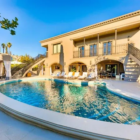 Villa Olympia Luxe Estate